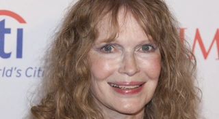 „To niewypowiedziane tragedie” – Mia Farrow o śmierci trójki swoich dzieci