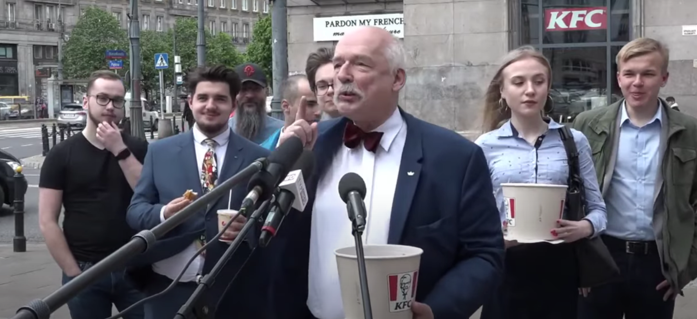 janusz korwin mikke kfc fast food challenge dieta