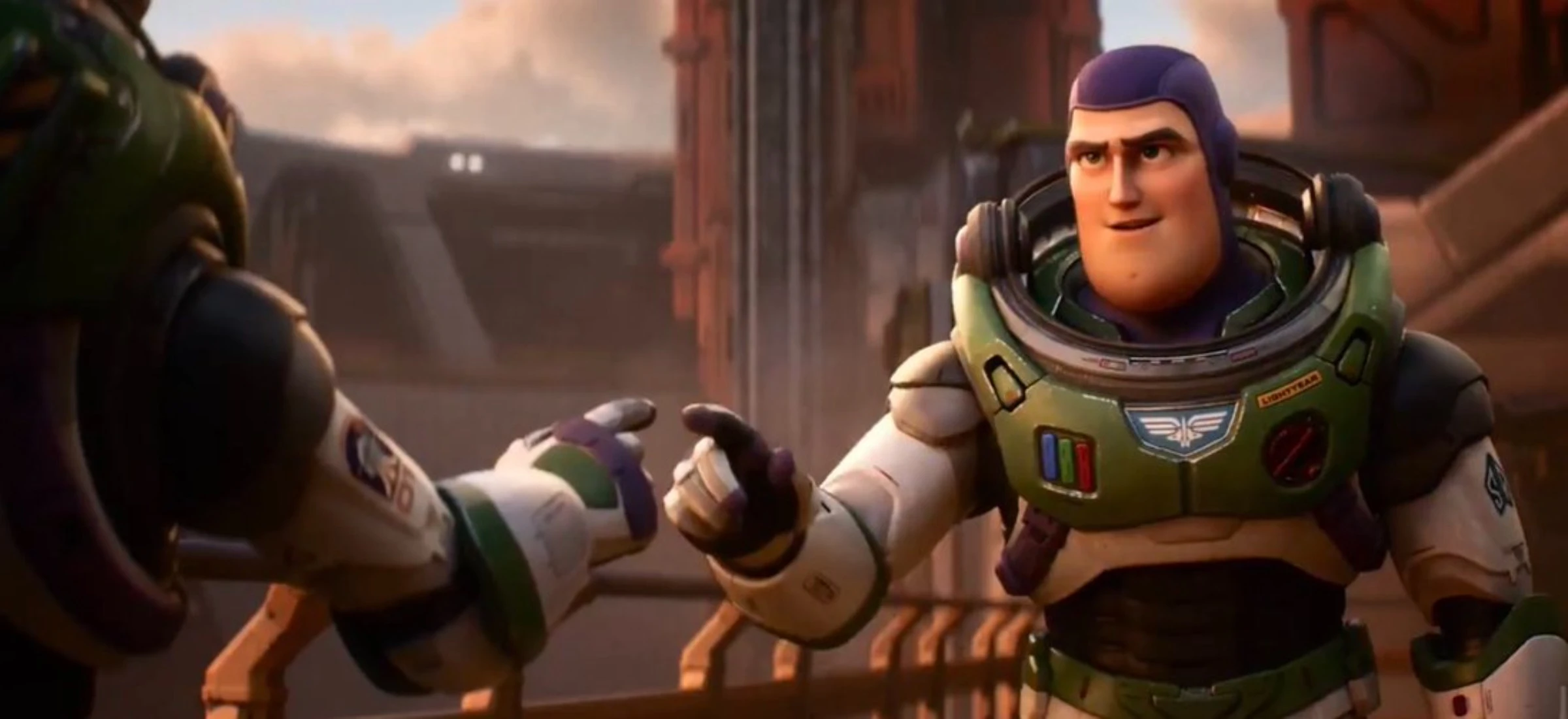 buzz astral film zwiastun zabawka teaser trailer