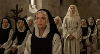 "Benedetta", czyli kiermasz cudów Paula Verhoevena. Ten film to tłusta, mięsista satyra