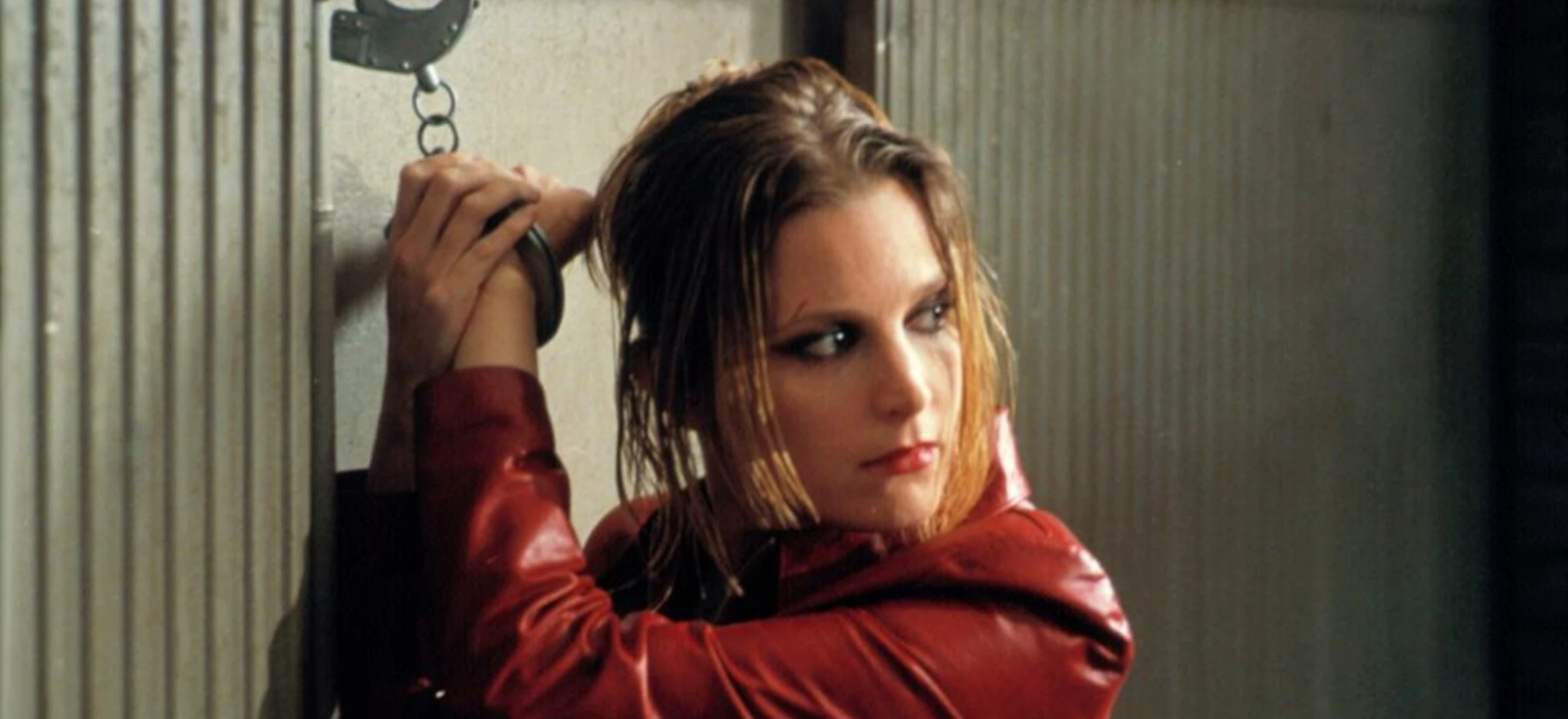 bridget fonda 2021 zdjęcie body shaming krytyka daily mail
