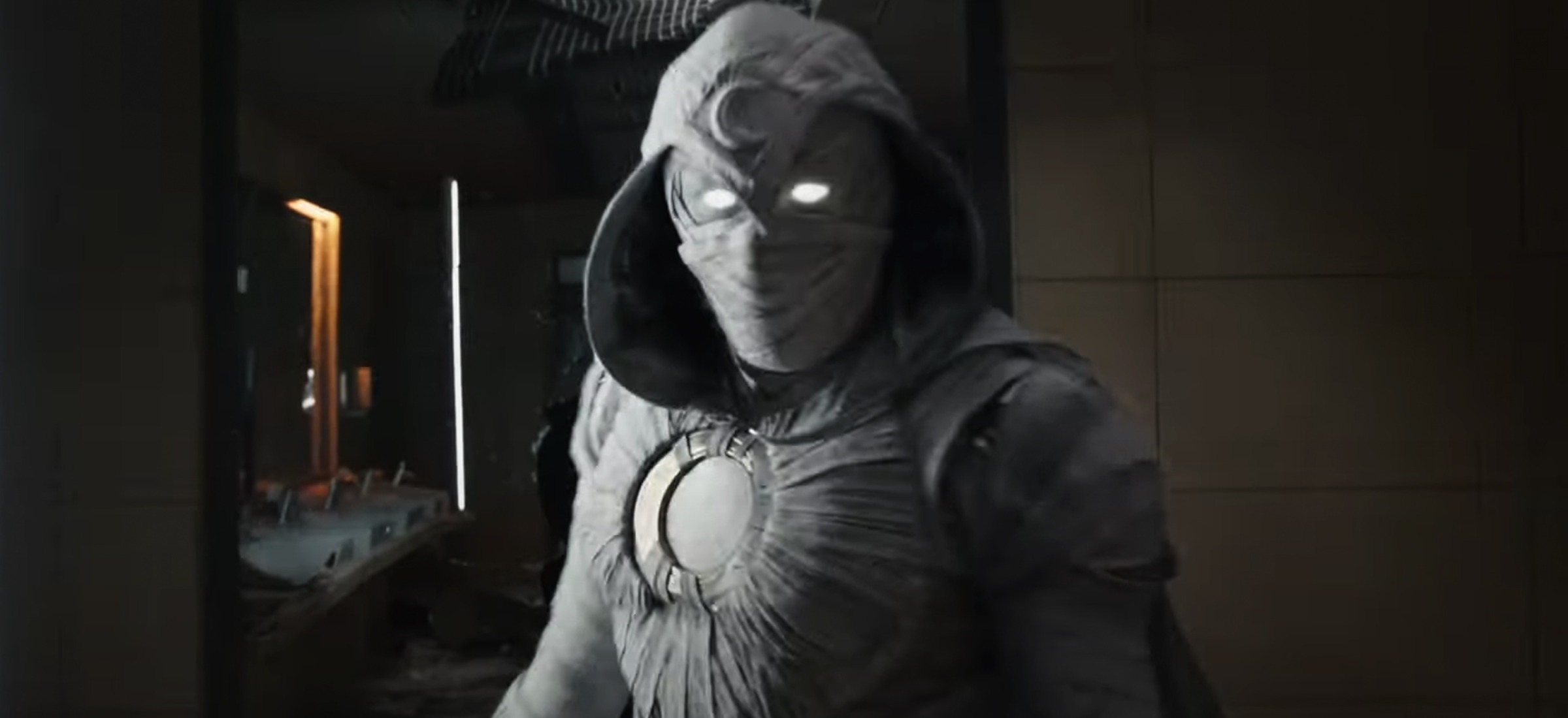 moon knight brutalny marvel serial premiera kevin feige mcu