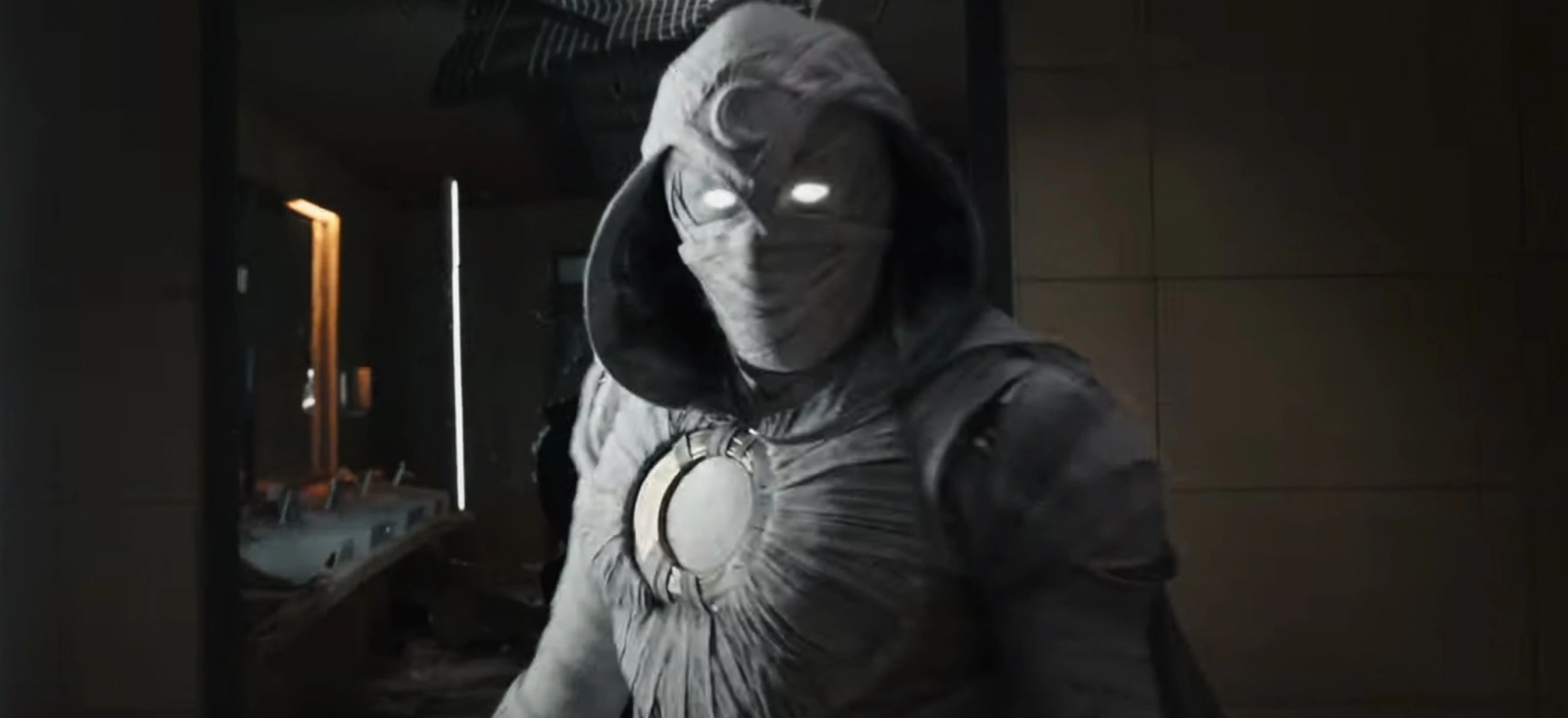 moon knight brutalny marvel serial premiera kevin feige mcu