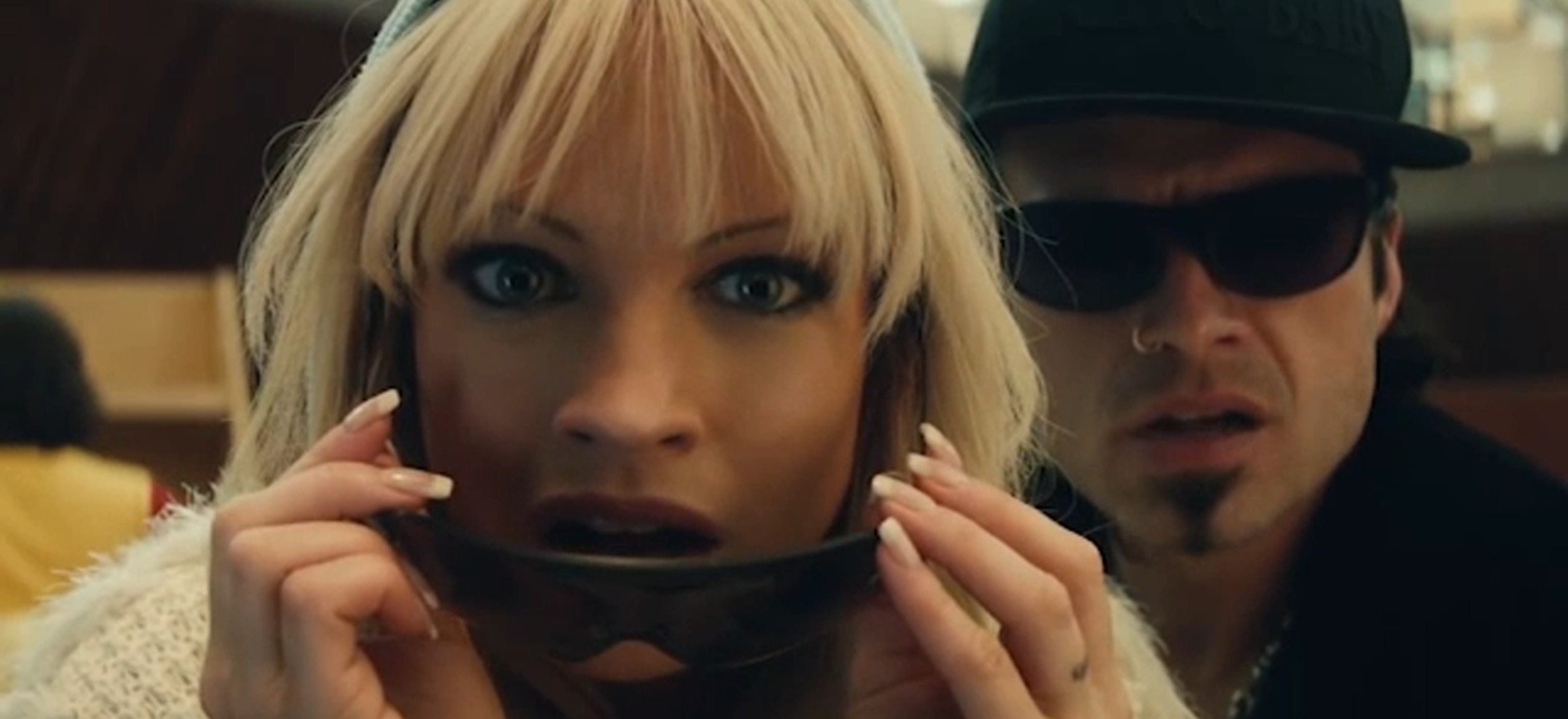 pam and tommy serial recenzja opinie pamela anderson seks taśma