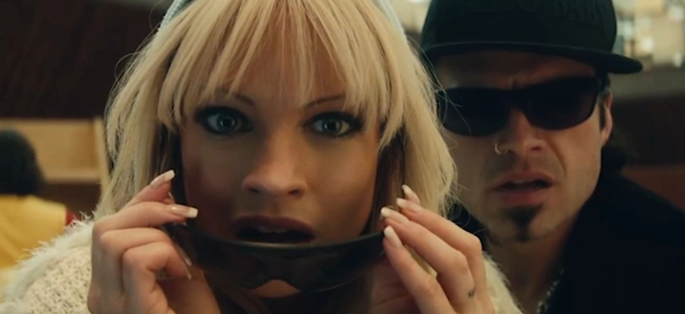 pam and tommy serial recenzja opinie pamela anderson seks taśma