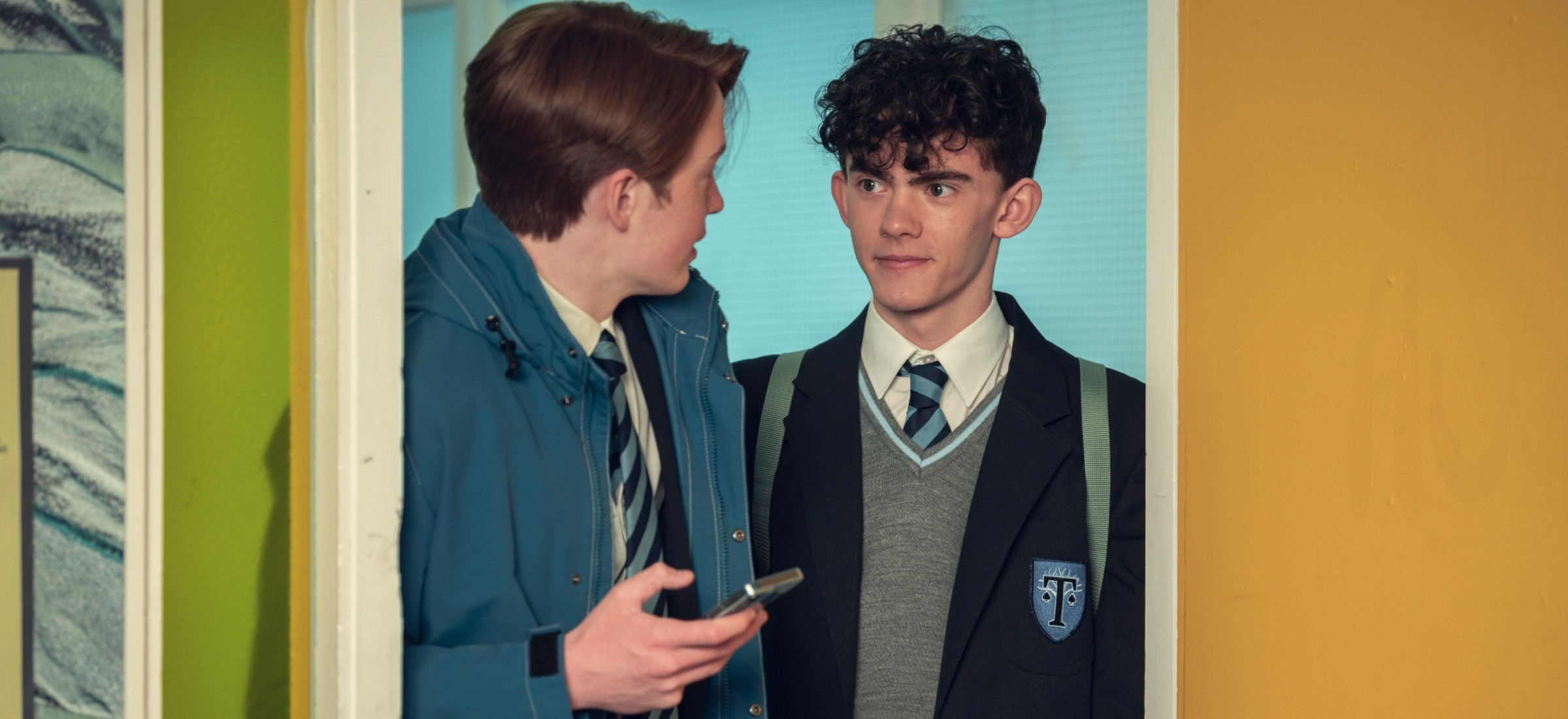 heartstopper netflix seriale lgbt dla nastolatków młodzież tęcza
