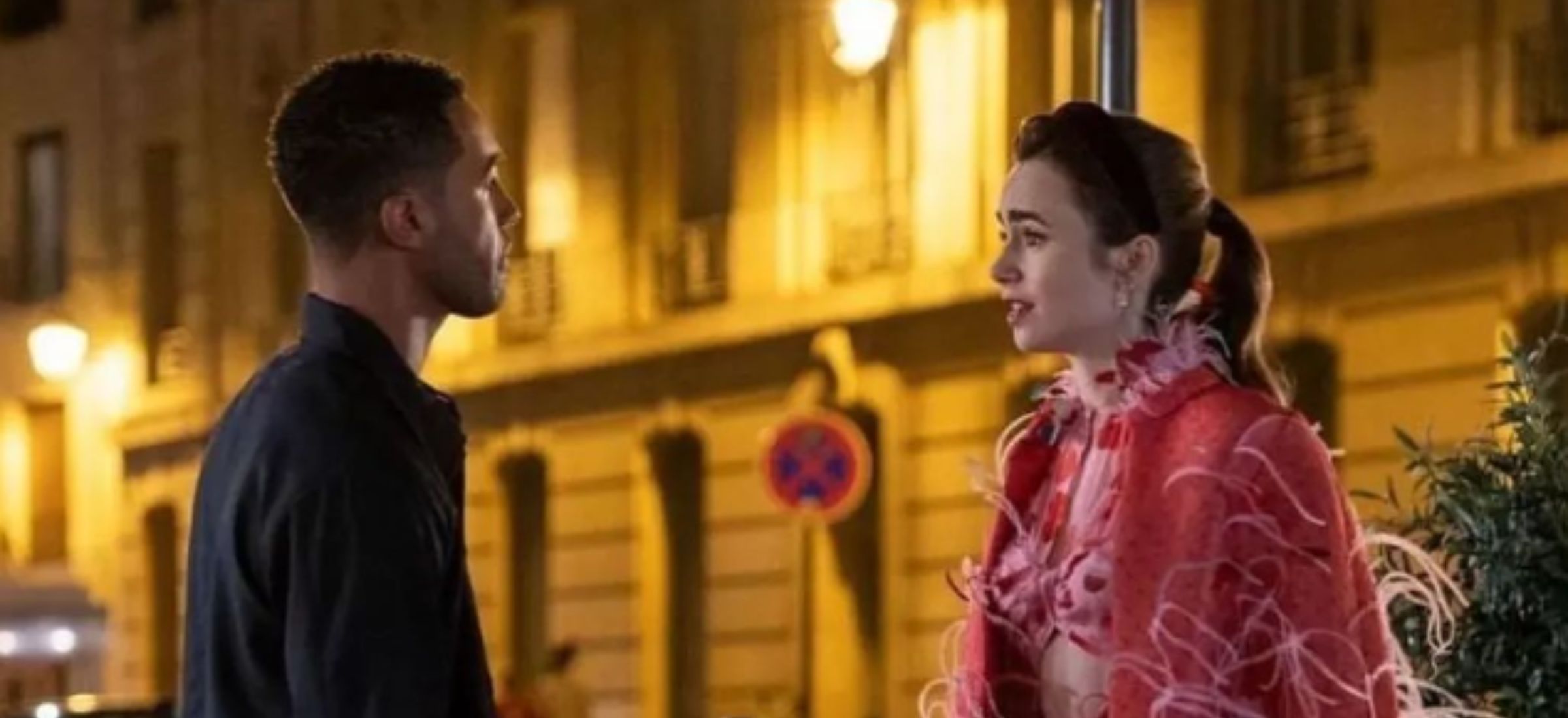 Lilly Collins w sukience Magdy Butrym