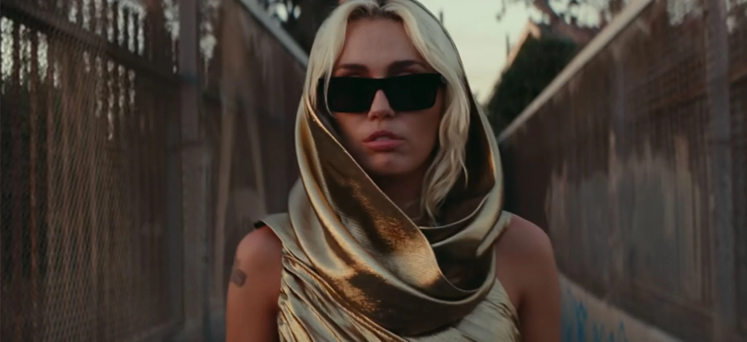miley cyrus flowers rekord spotify
