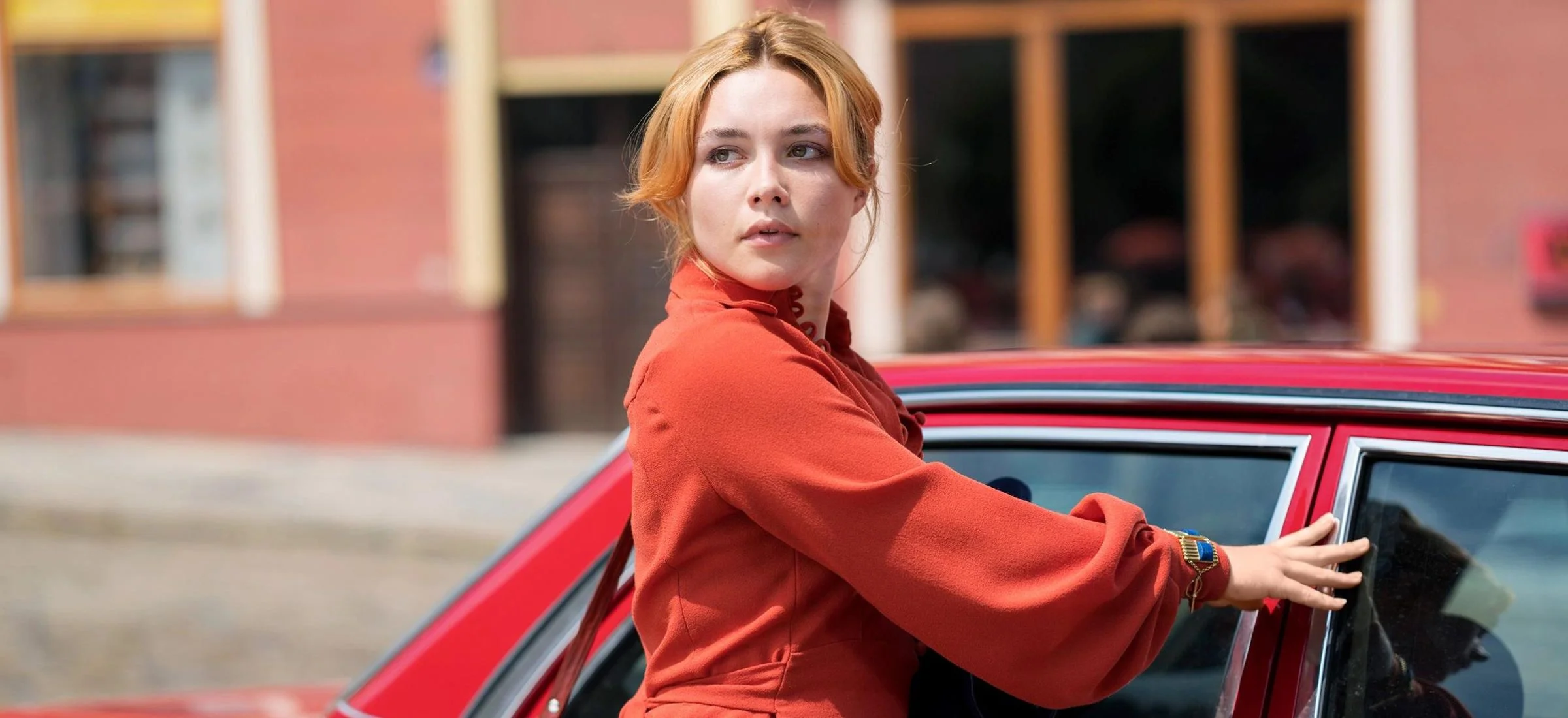 Florence Pugh w spektakularnej kreacji Niny Ricci