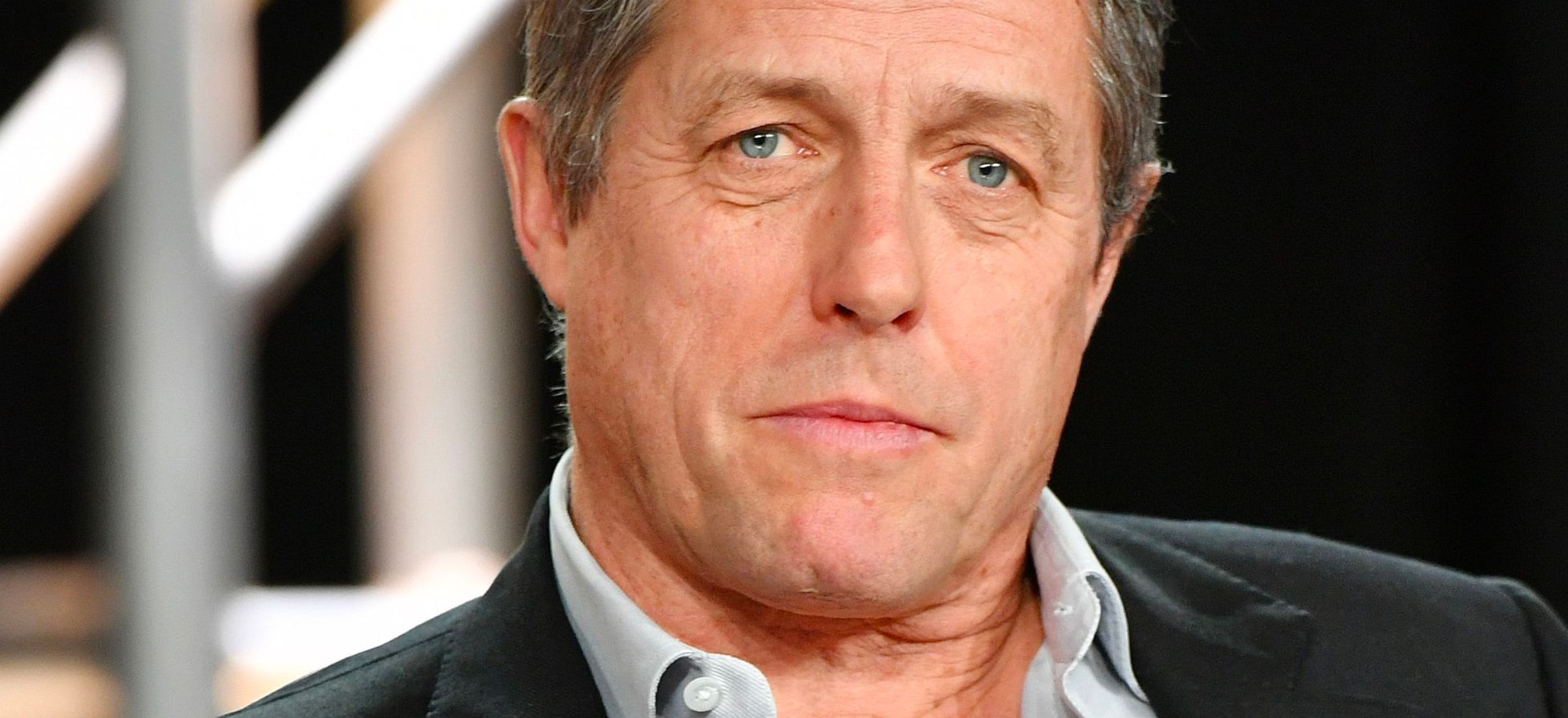 hugh grant telefony na planie