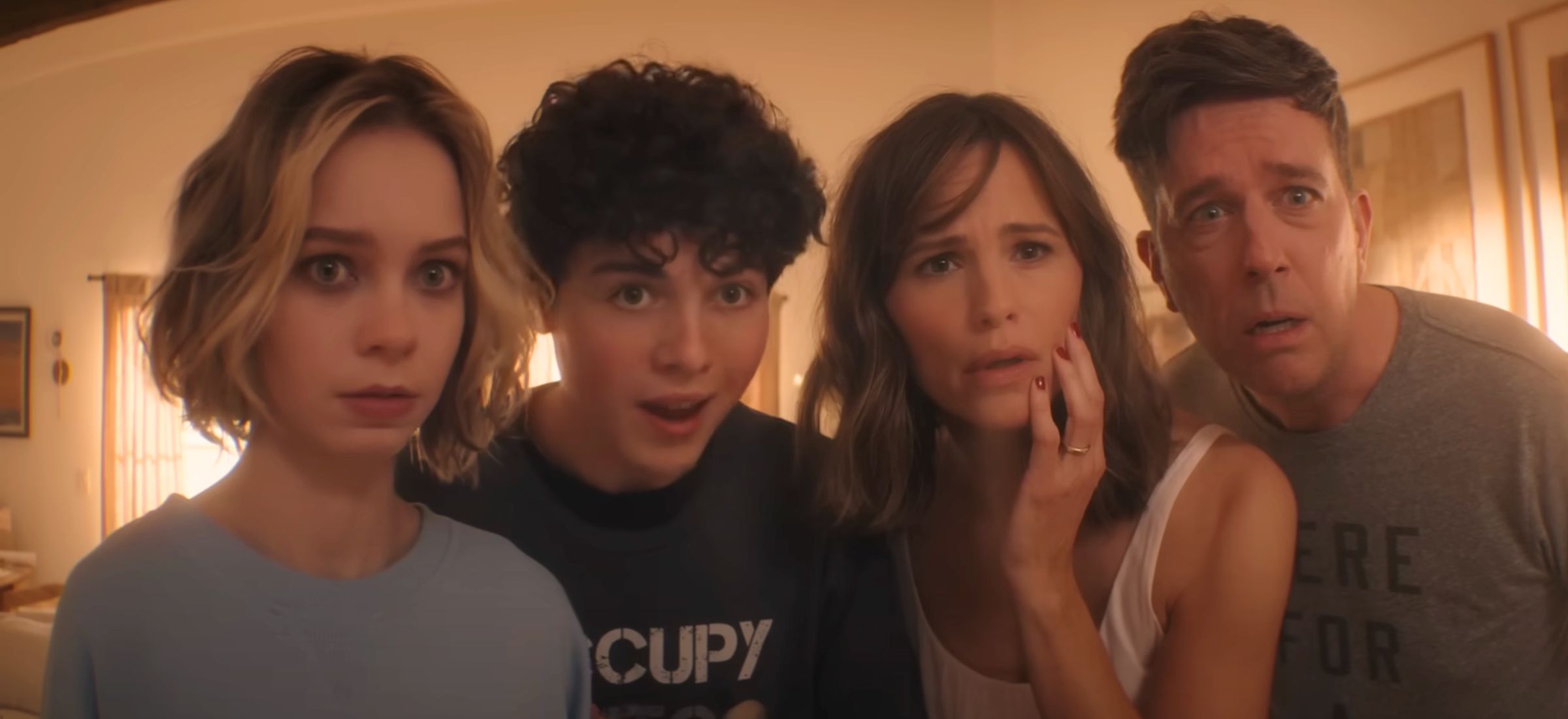 Idealny film świąteczny nie istnieje? Błąd! Komedia Netfliksa Rodzinne zamiary jest świetna