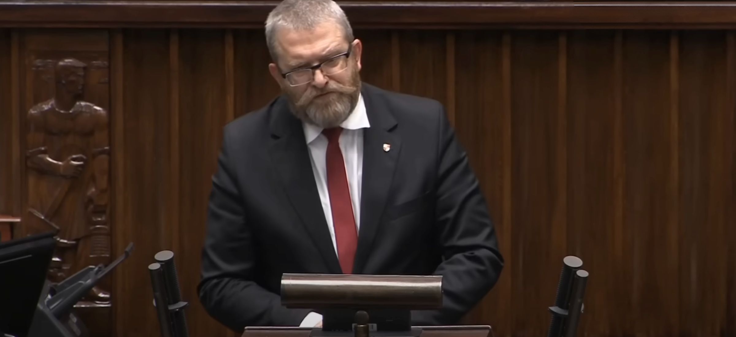 grzegorz braun poreczyl za patostreamera marka m