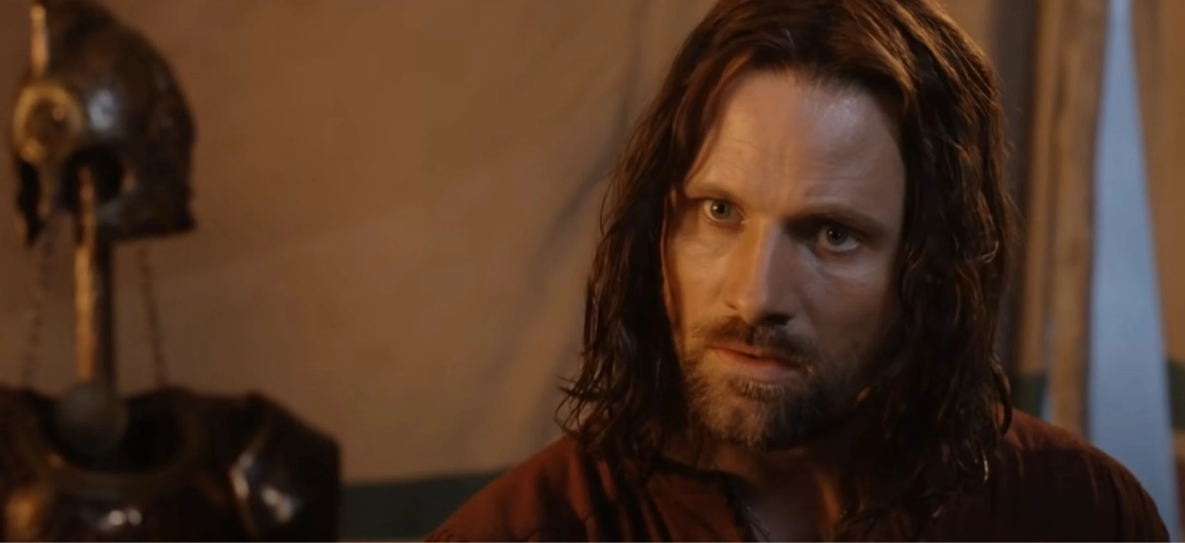 viggo mortensen miecz aragorna w nowym filmie