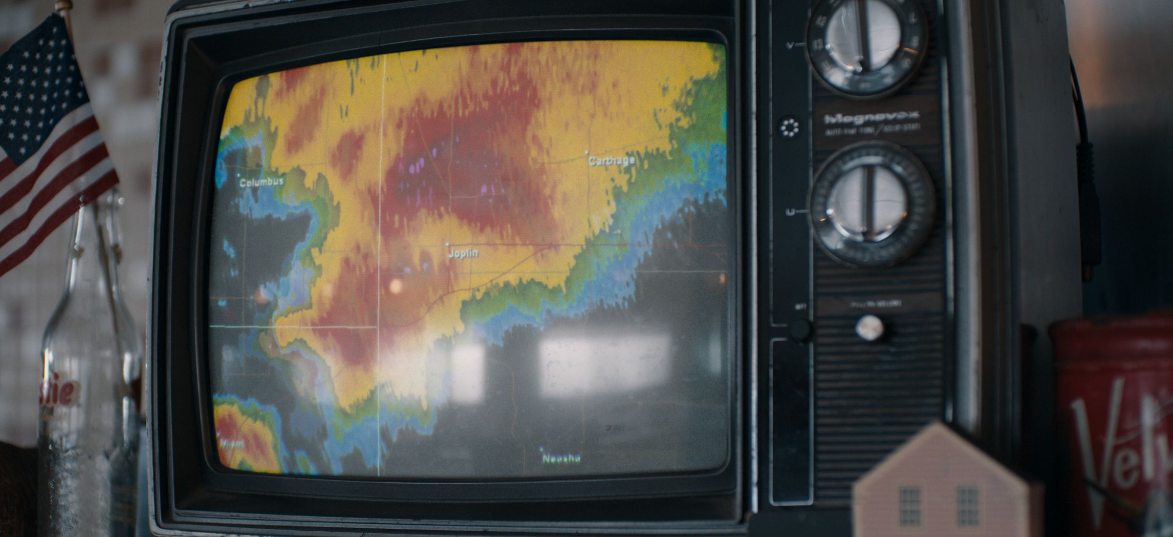 tornado miasto w pulapce nowy hit the electric state