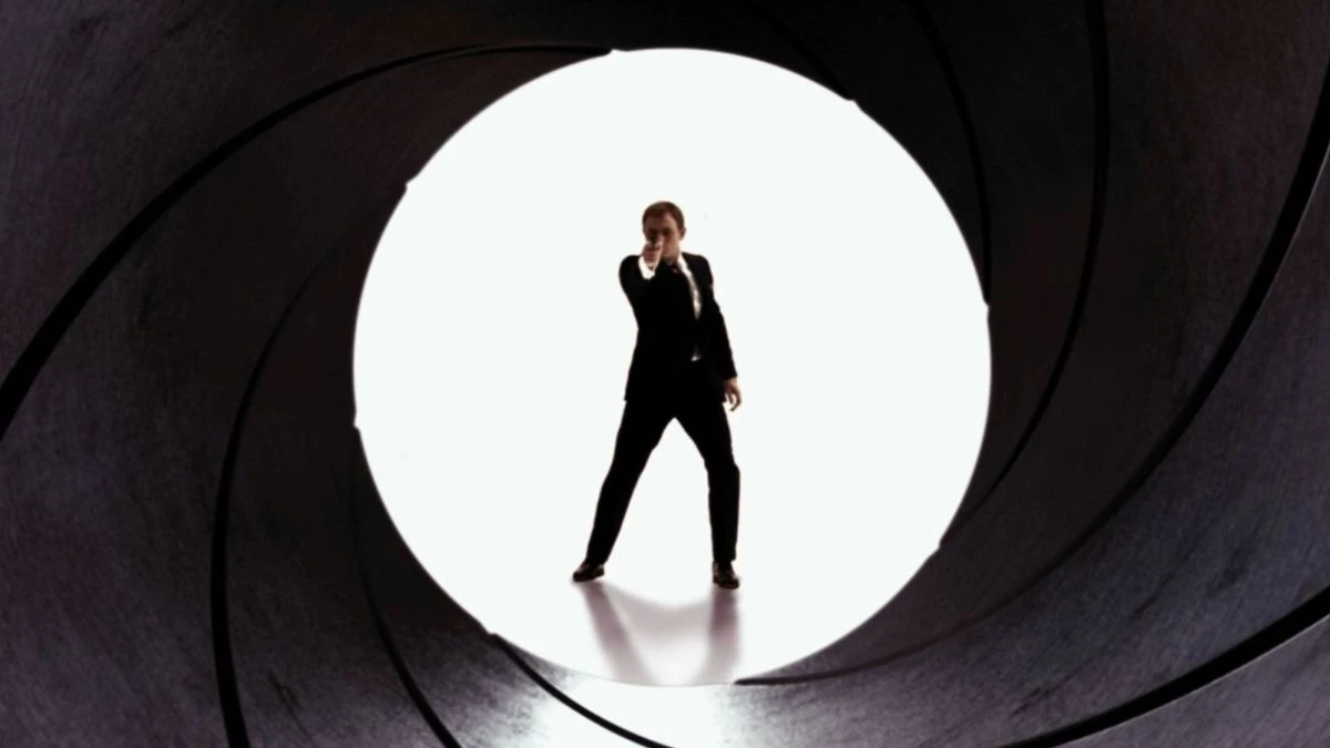 bond bez rezysera cuaron