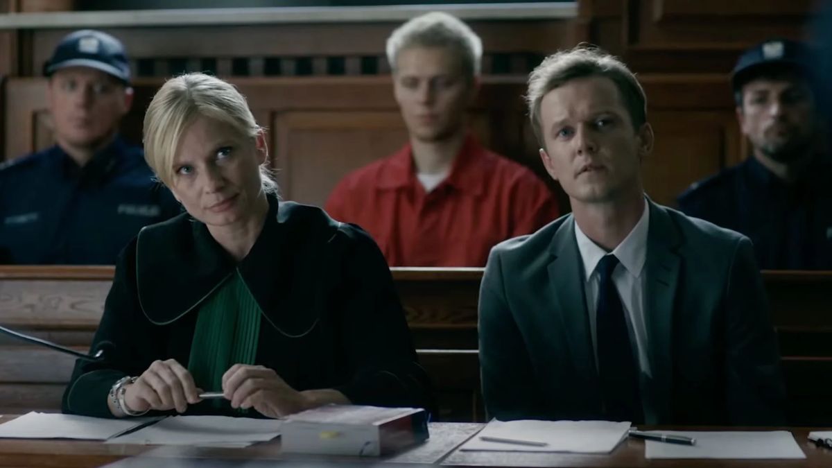 Remigiusz Mróz ujawnił, iż obsada serialu Chyłka miała być zupełnie inna