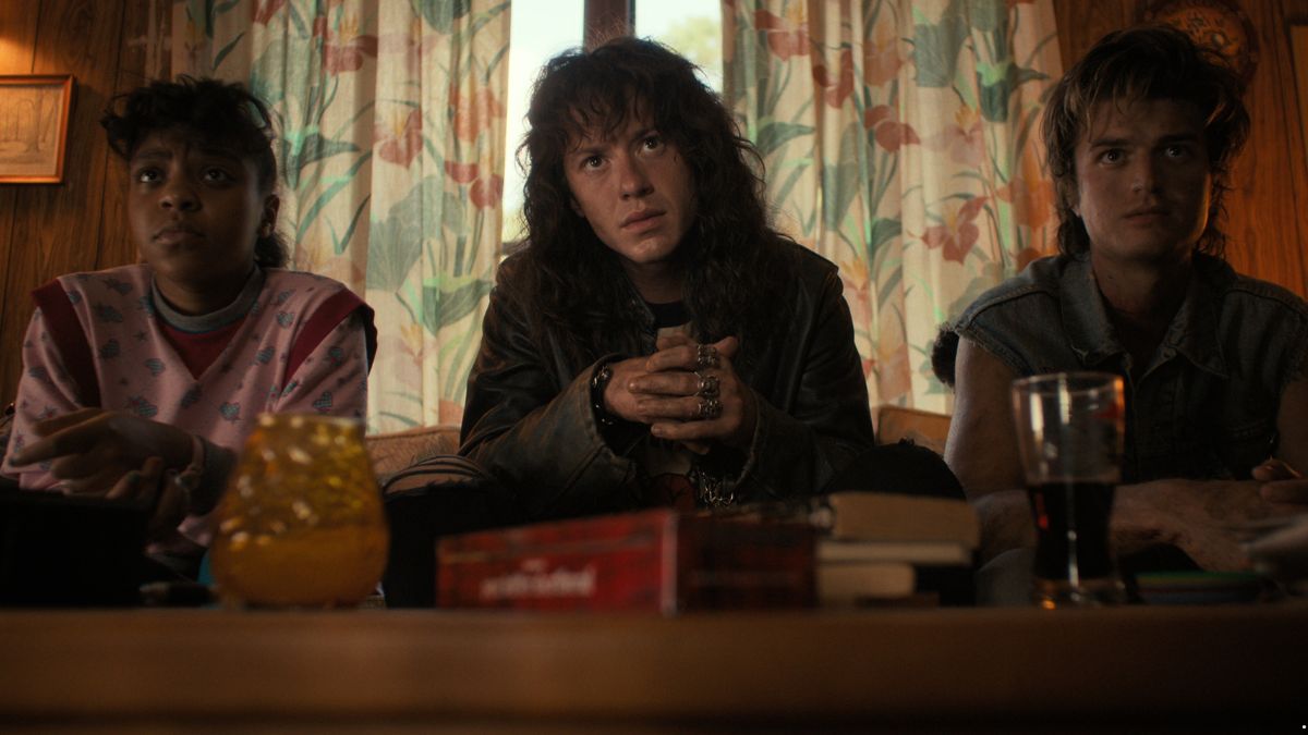 Twórcy potwierdzają: uwielbiany bohater nie wróci do Stranger Things. Szkoda