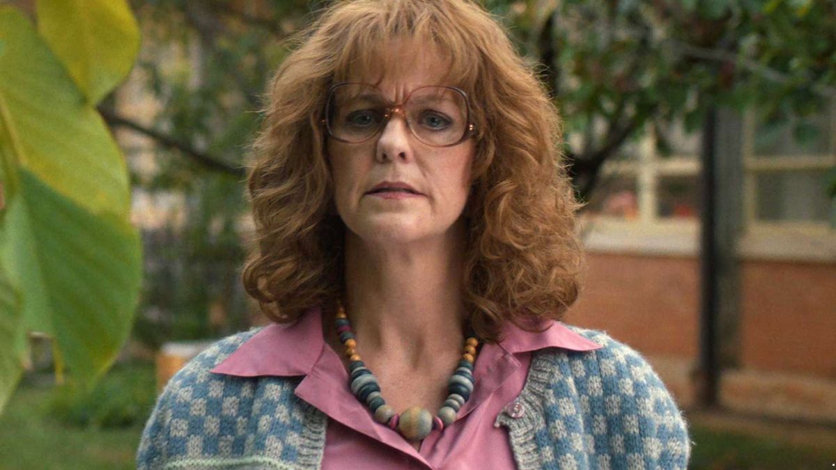 W Stranger Things gra nauczycielka twórców z liceum. Uroczy gest