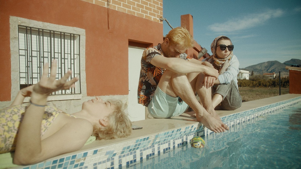 W stronę strachu, światła i krewetek – Dagmara Brodziak opowiada o filmie Camper