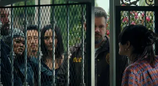 Analizujemy zakończenie Łupu od Netfliksa. Kto zabił, a kto zgarnął kasę?