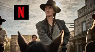 Netflix anulował głośny serial. Gillian Anderson odrzucona