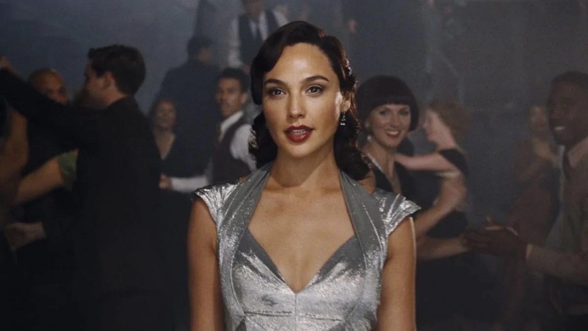 Gal Gadot broni filmu, w którym jedyną prawdziwą rzeczą jest jej brak talentu